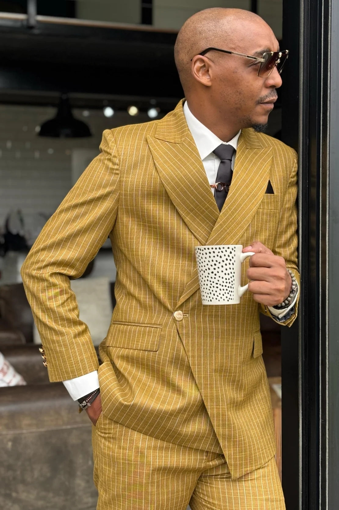 Yellow Striped Peak Lapel One Button Men Suit
