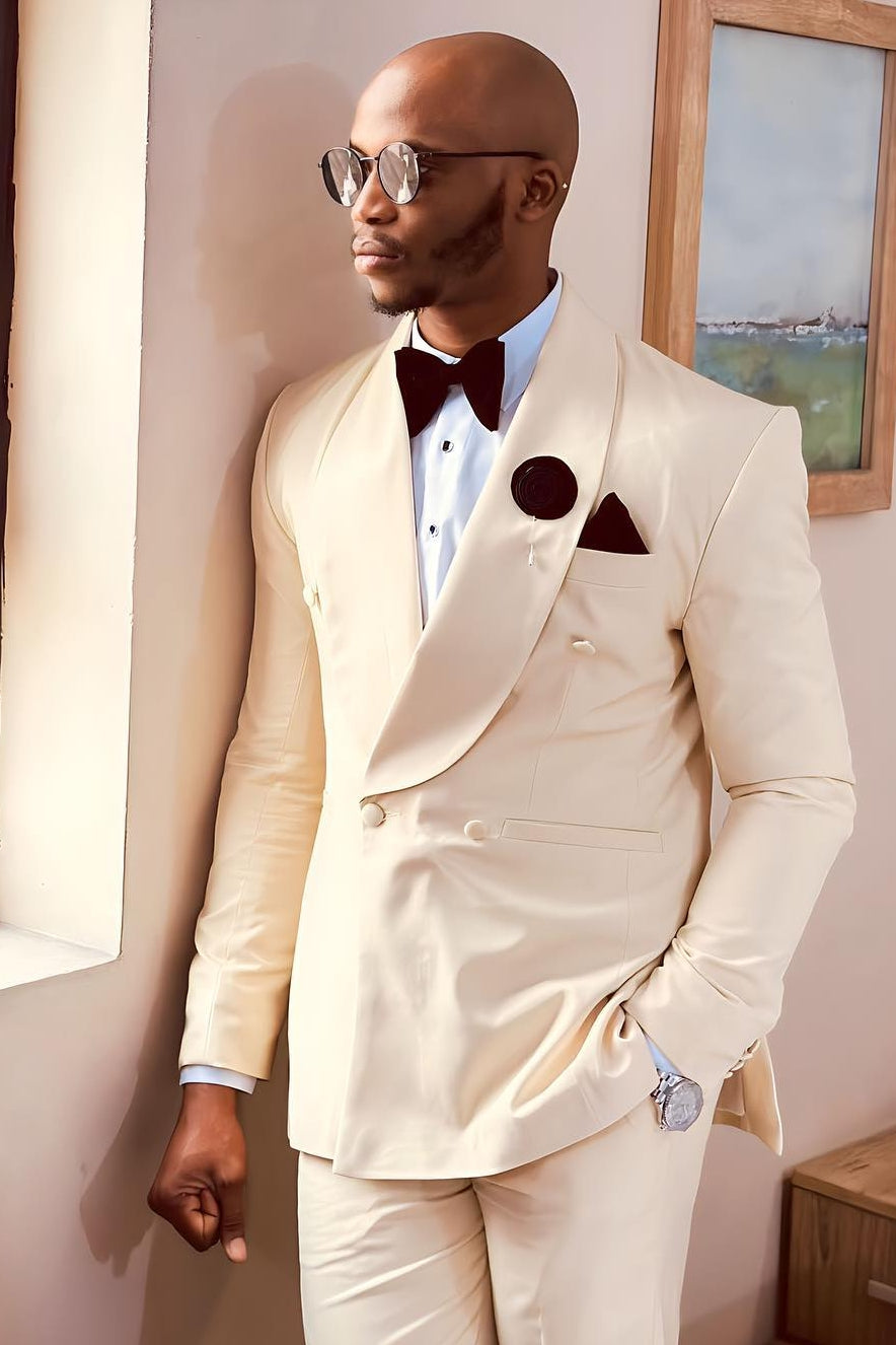 Modern White Double Breasted Shawl Lapel Groomsmen Suits