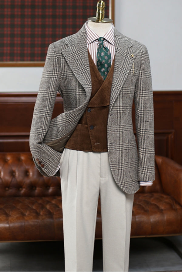 Coffee Houndstooth Plaid 3 Pieces Men Suit with Velvet Coat