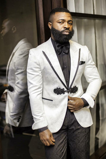 White Jacquard Peaked Lapel Men Suits with Knitted Button
