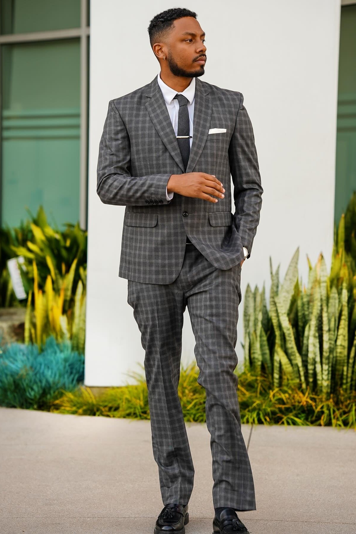 Classic Gray Plaid Notched Lapel Business Men Suit