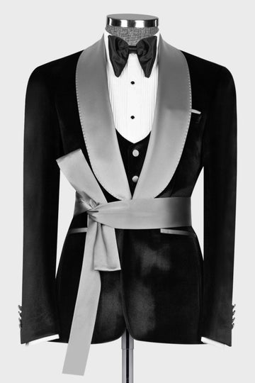 Black Velvet 3 Pieces Bespoke Wedding Groom Suits with Silver Lapel