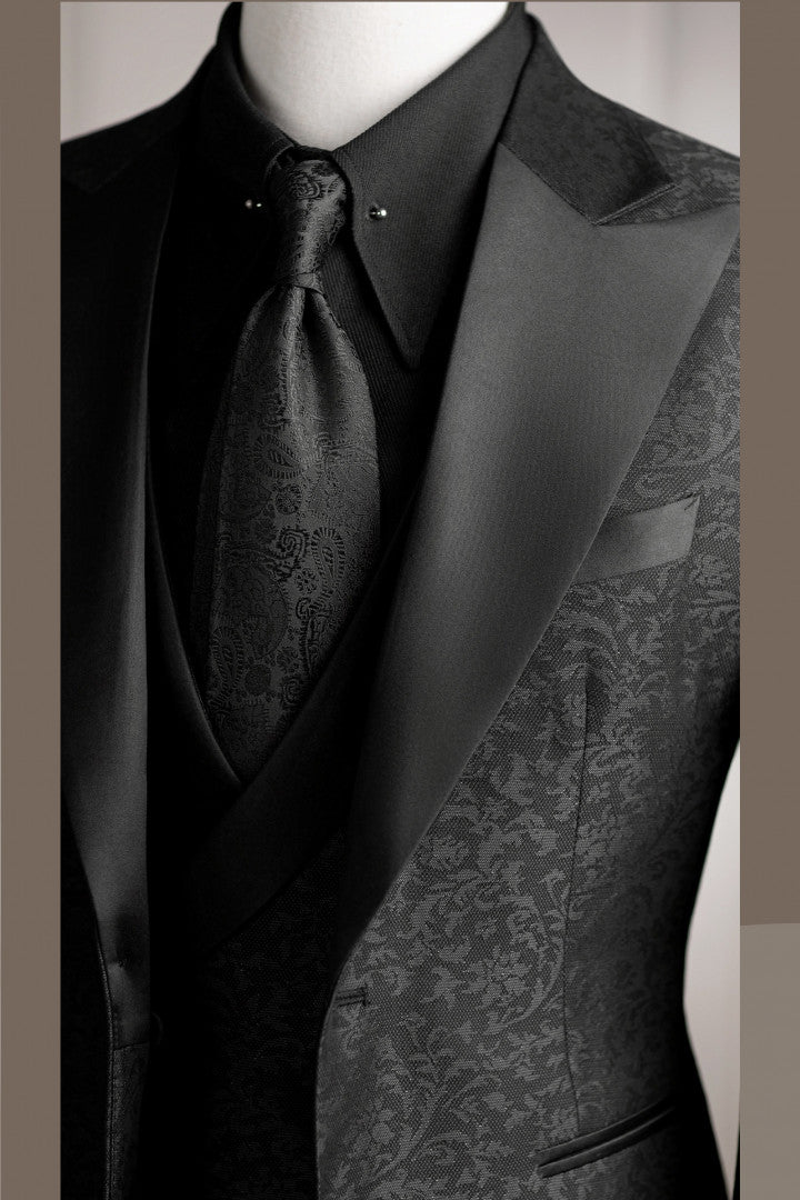 Black Jacquard 3-Pieces Bespoke Close Fitting Wedding Groom Suits