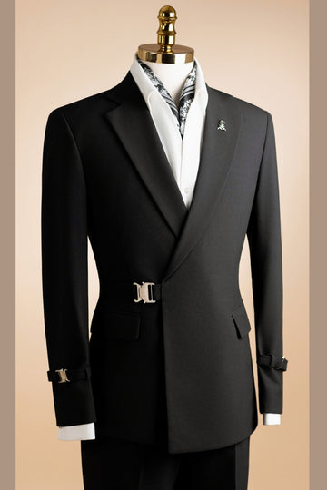 Modern Black Notch Lapel Prom Men Suits with Gold Buckle