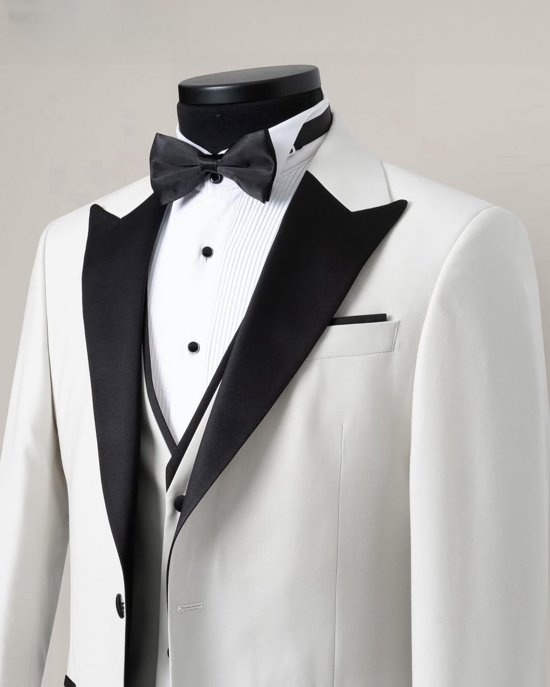 Popular 3 Piece White Men's Wedding Suit with Waistcoat