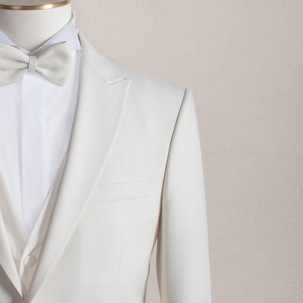 Simple White Peak Lapel 3-Piece Business Suits
