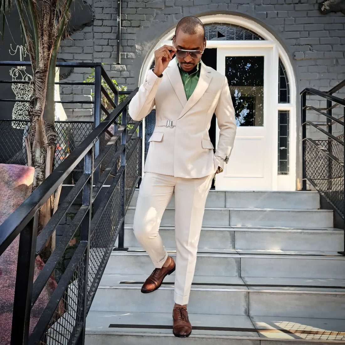 Off White Two Pieces Notch Lapel Prom Suits with Buckle