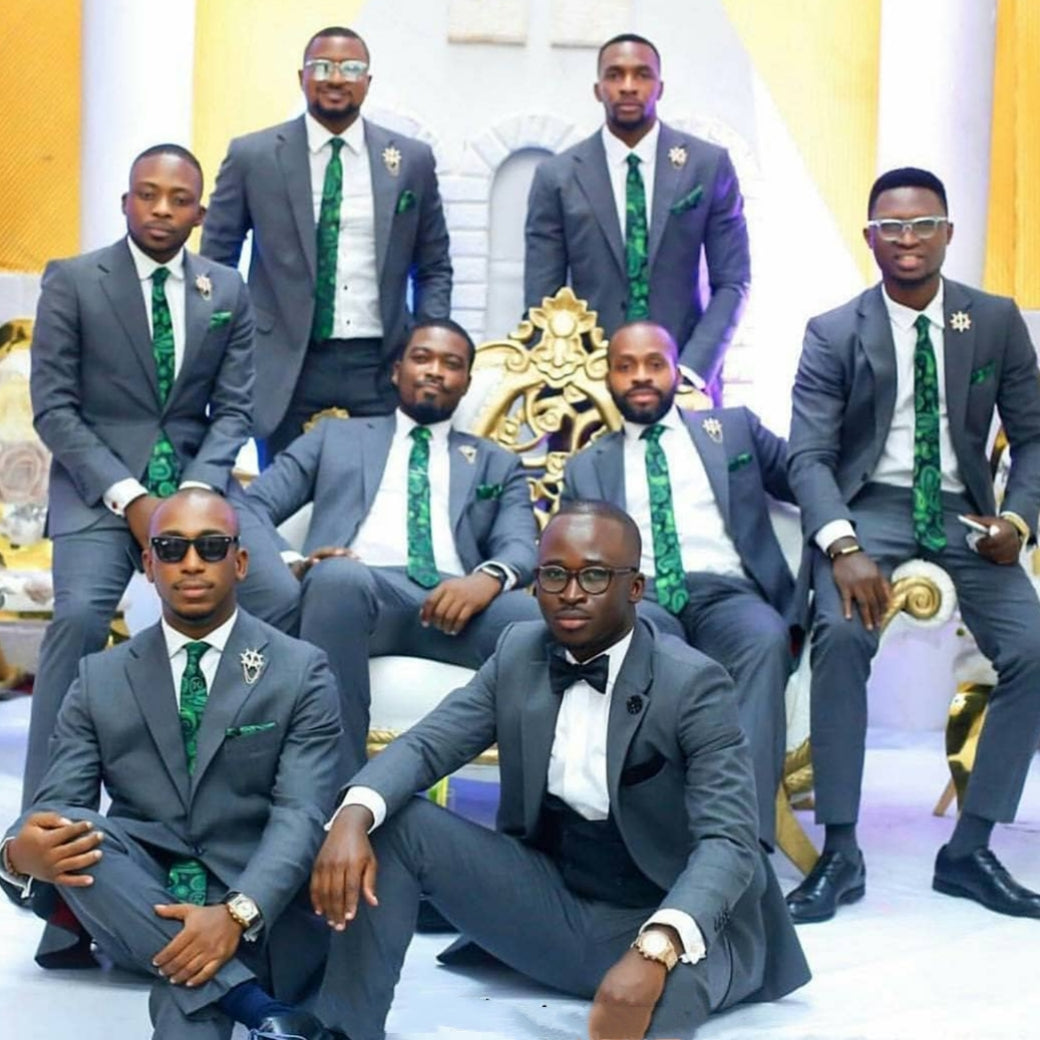Simple Gray Notched Lapel Bespoke Groomsmen Suits