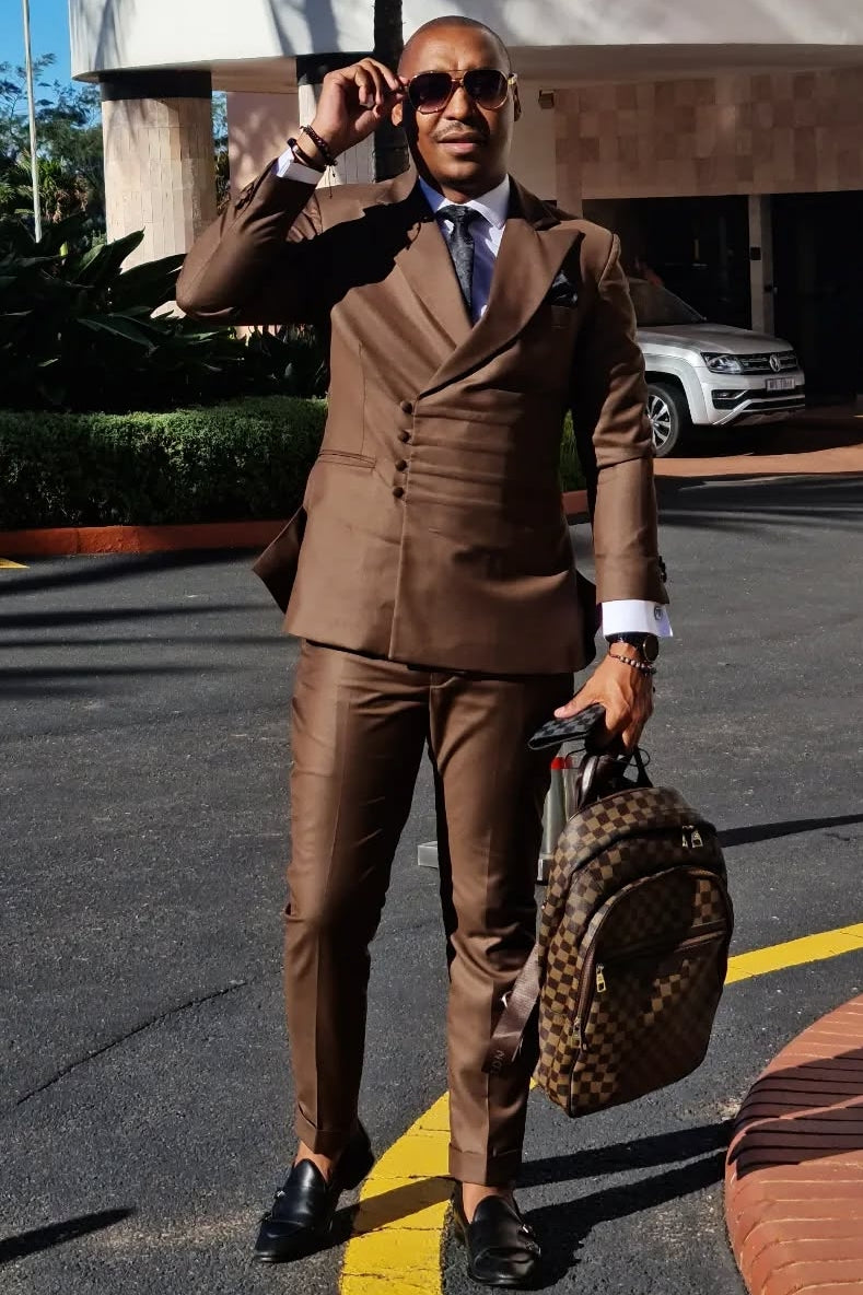 Brown Best Fitted Peaked Lapel Bespoke Prom Suits