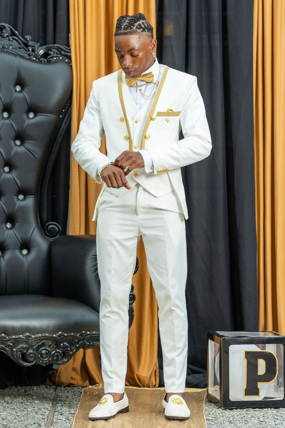 Retro 3 Piece White Prom Suit Wedding Tuxedo with Gold Seam Edge Buttons