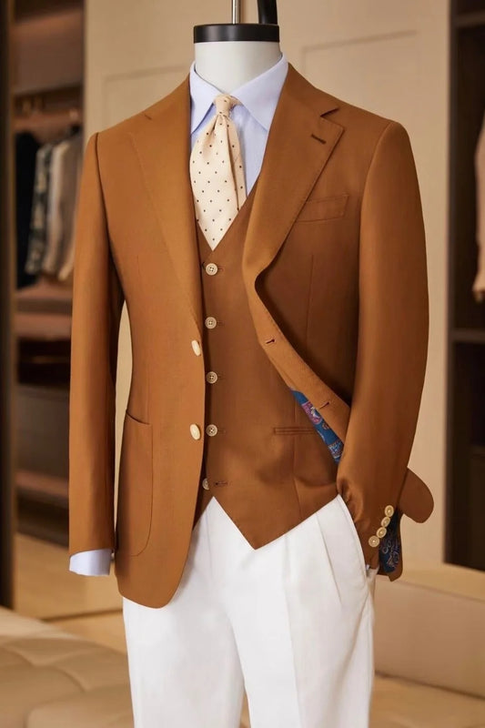Gold Brown 3-Pieces Fashion Men Suits with White Pants