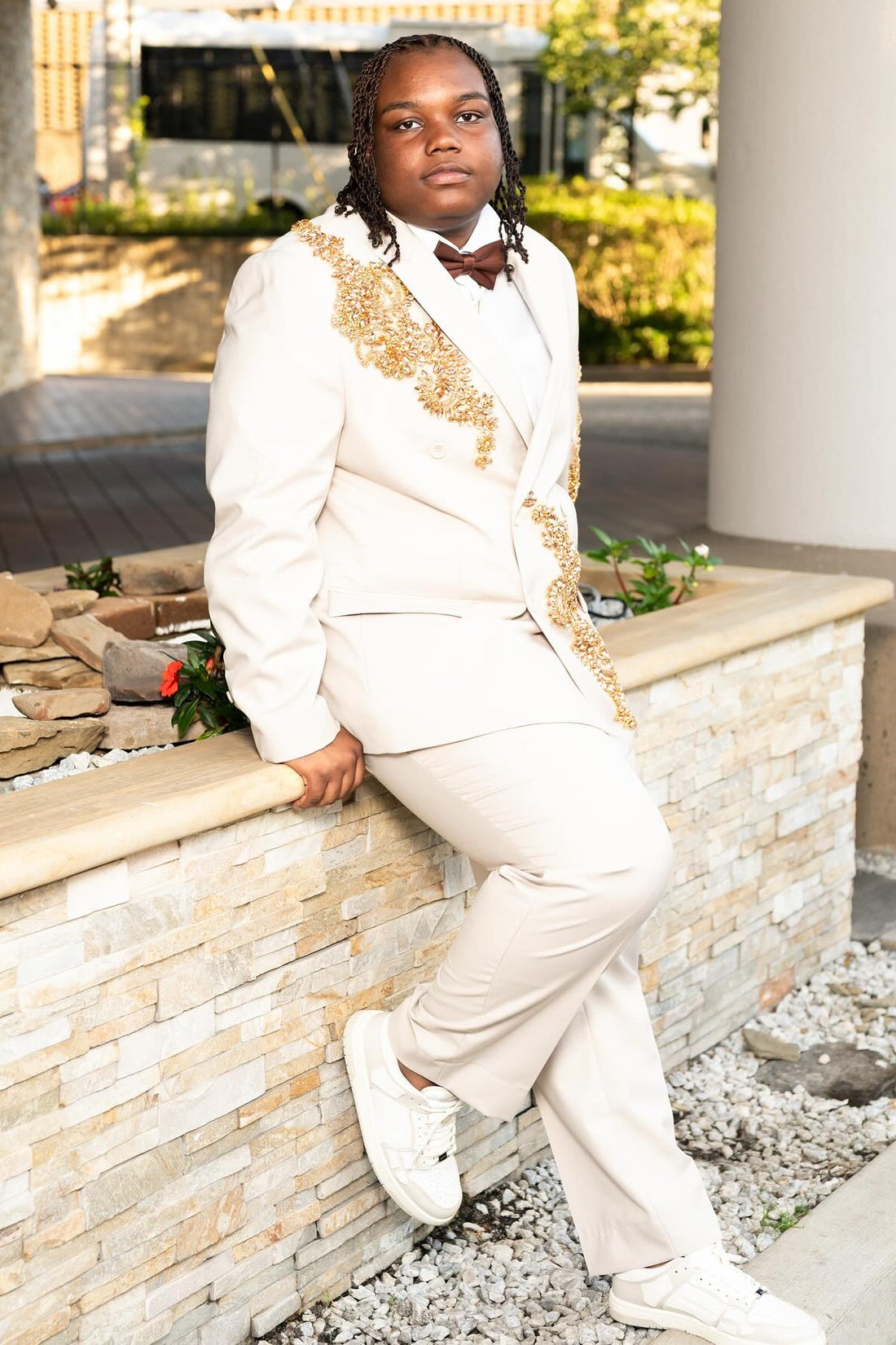 Popular Light Champagne Double Breasted Gold Beading Prom Suit
