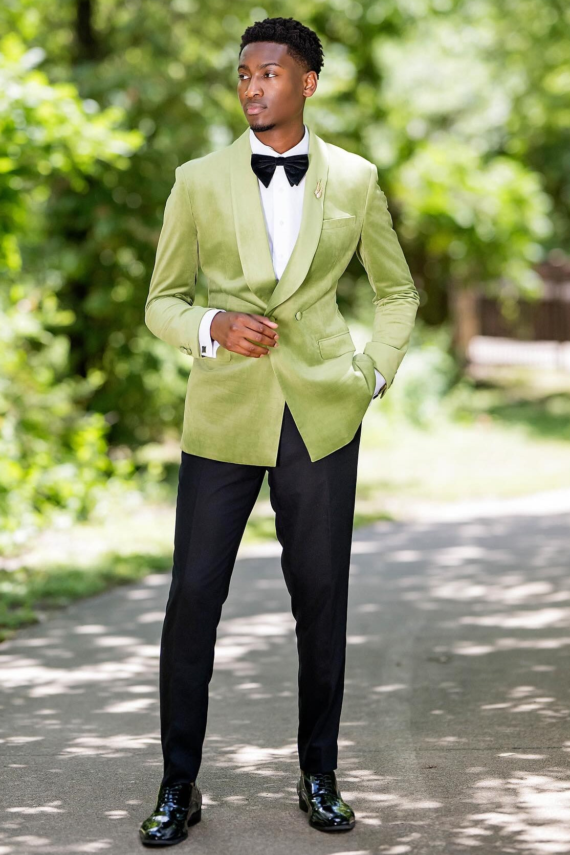 Green Velvet Double Breasted Prom Suit with Shawl Lapel