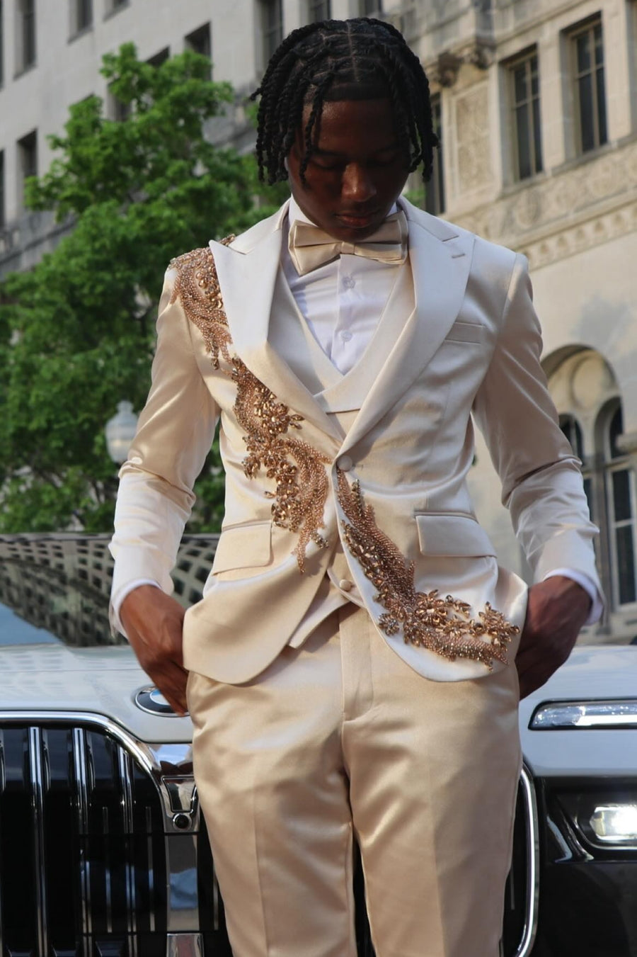 Glossy Champagne 3 Piece One Button Gold Crystals Appliqué Prom Suit