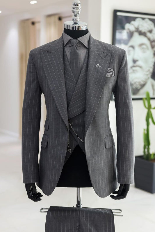 Classic 3 Piece Peaked Lapel Pinstripe Gray Men's Business Suit