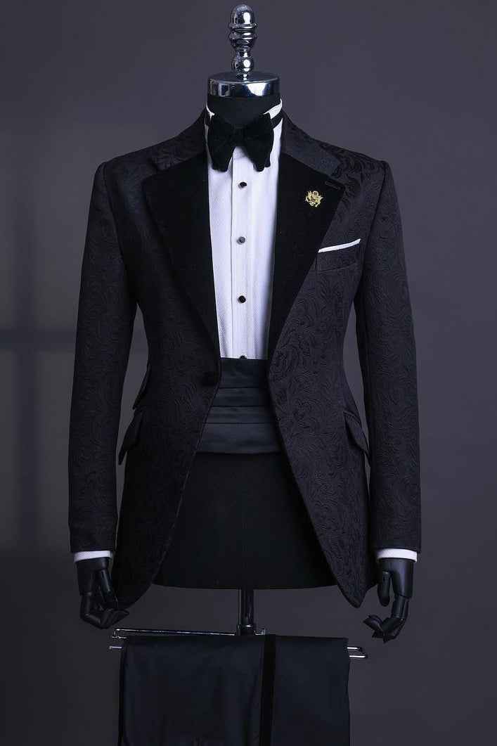 Classic Velvet Notched Lapel Black Jacquard Wedding Suit for Groom