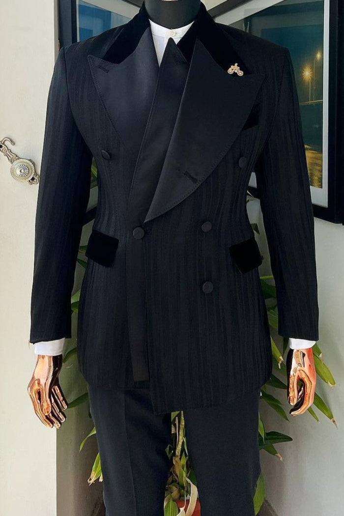 Well-fitted Double Breasted Two-layer Wide Lapel Black Business Suit