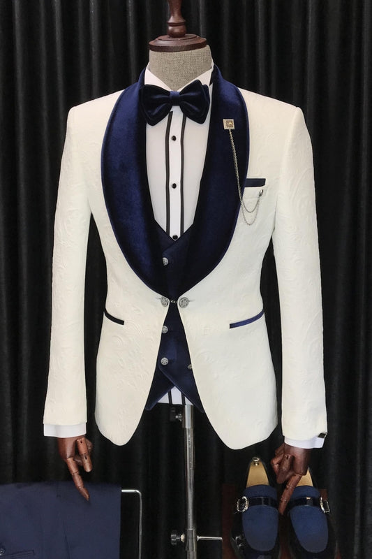 Luxury White Jacquard 3 Piece Velvet Wedding Groom Suit with Chain Buckle