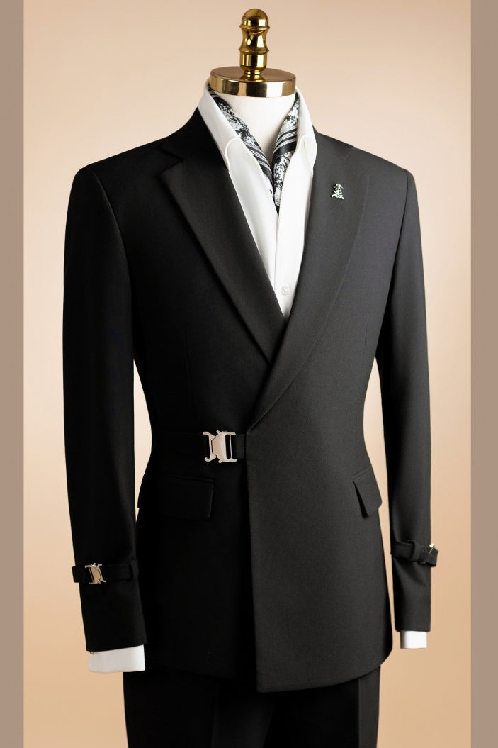 Modern Black Notch Lapel Prom Men Suits with Gold Buckle