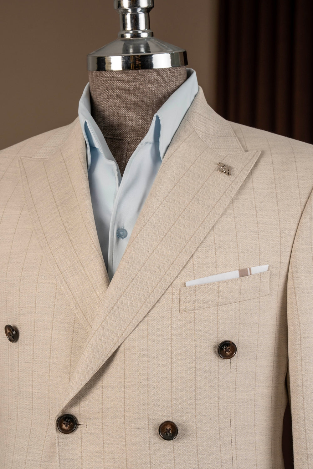 Champagne Striped Double Breasted 2 Flap Pockets Men Suit
