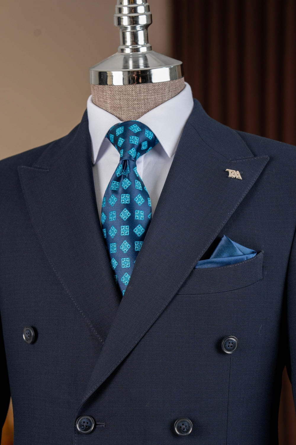 Dark Navy Double Breasted Peak Lapel Men Suits