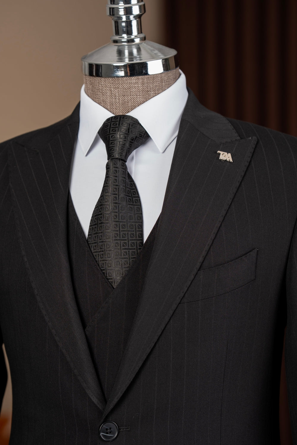 Black Striped 3-Pieces Bespoke Men Suits for Business