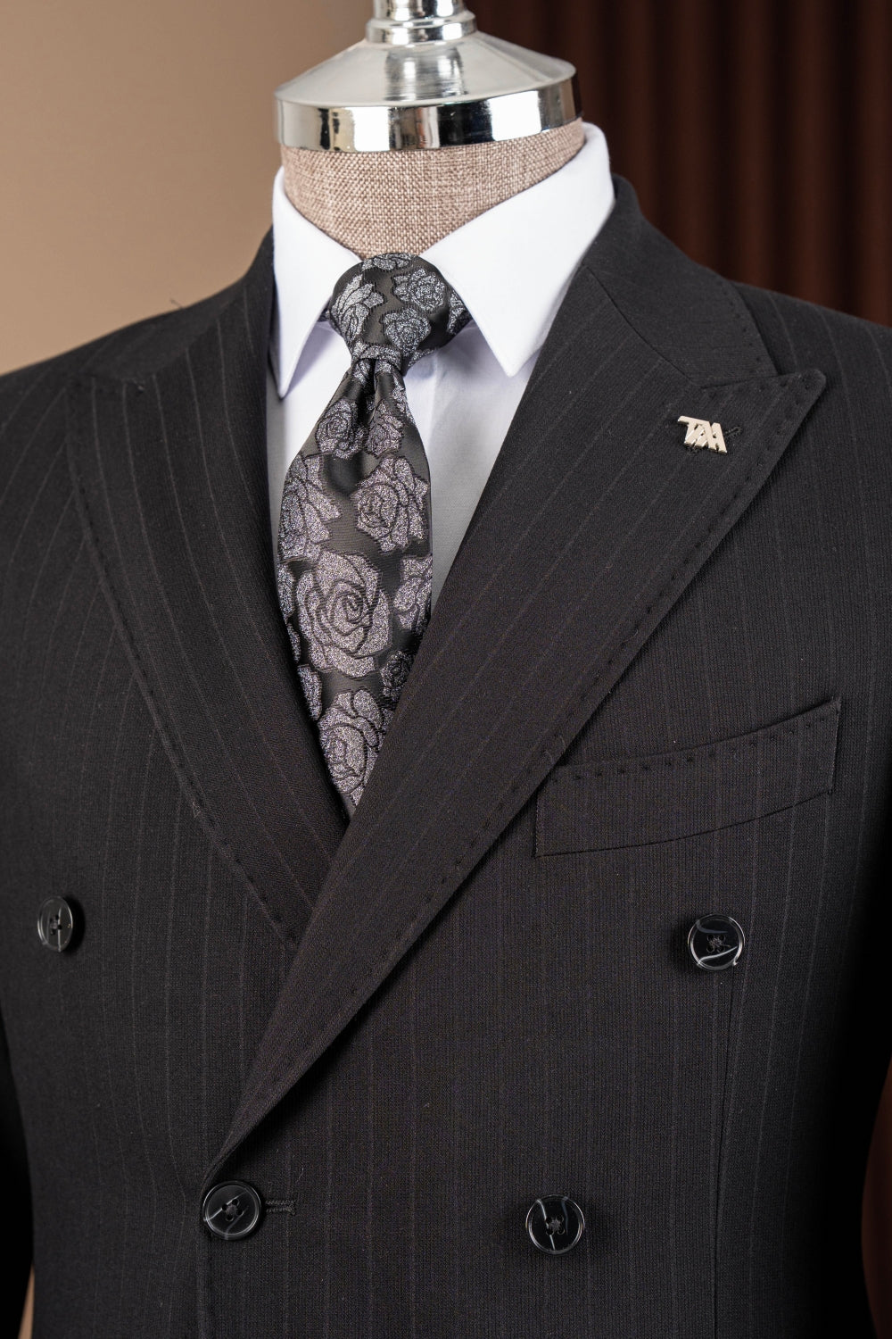 Black Peak Lapel Double Breasted Striped Men Suits