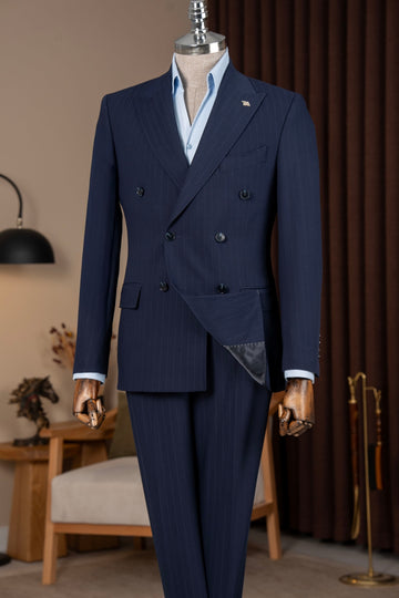 Dark Navy Peak Lapel Double Breasted Striped Men Suits