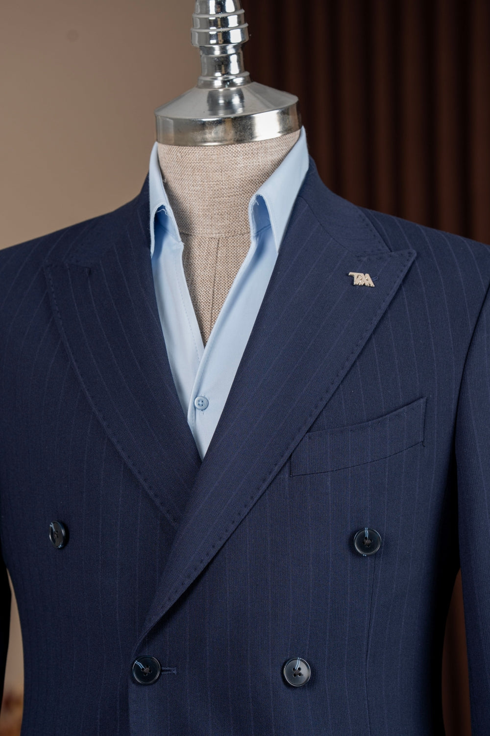Dark Navy Peak Lapel Double Breasted Striped Men Suits