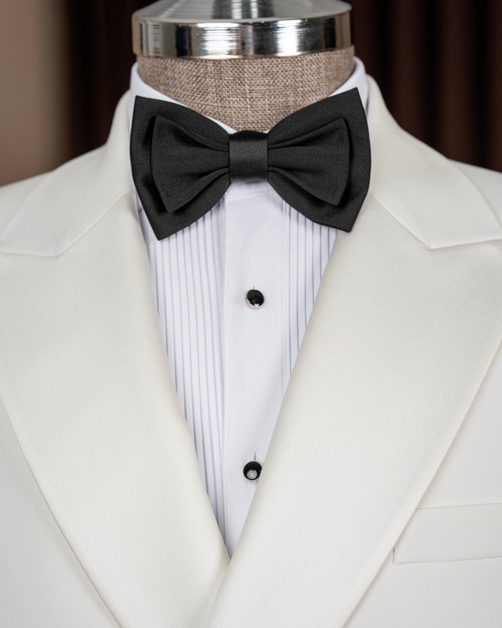 White Double Breasted Peak Lapel Wedding Tuxedos with Black Pants