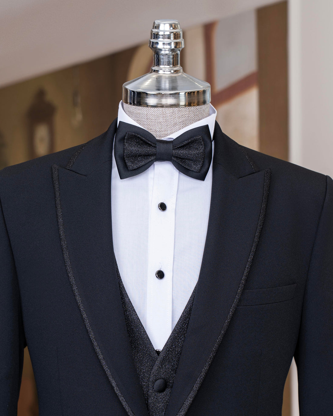 Black 3-Pieces Men Suits with Bling Vest