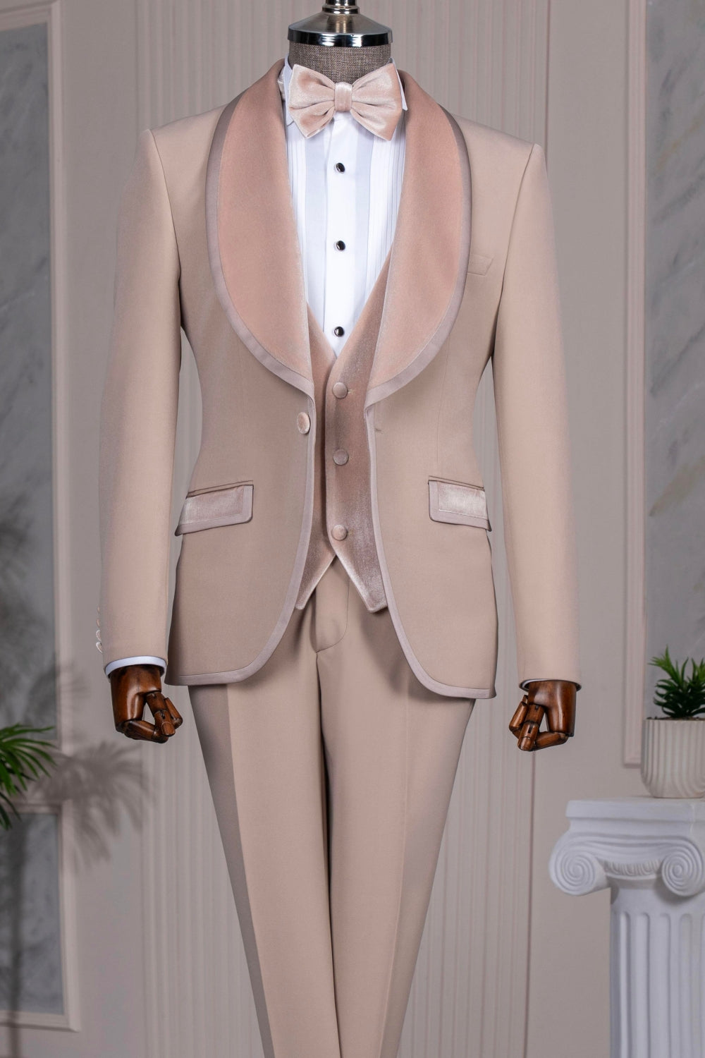 Khaki 3-Pieces Prom Men Suit with Velvet Lapel