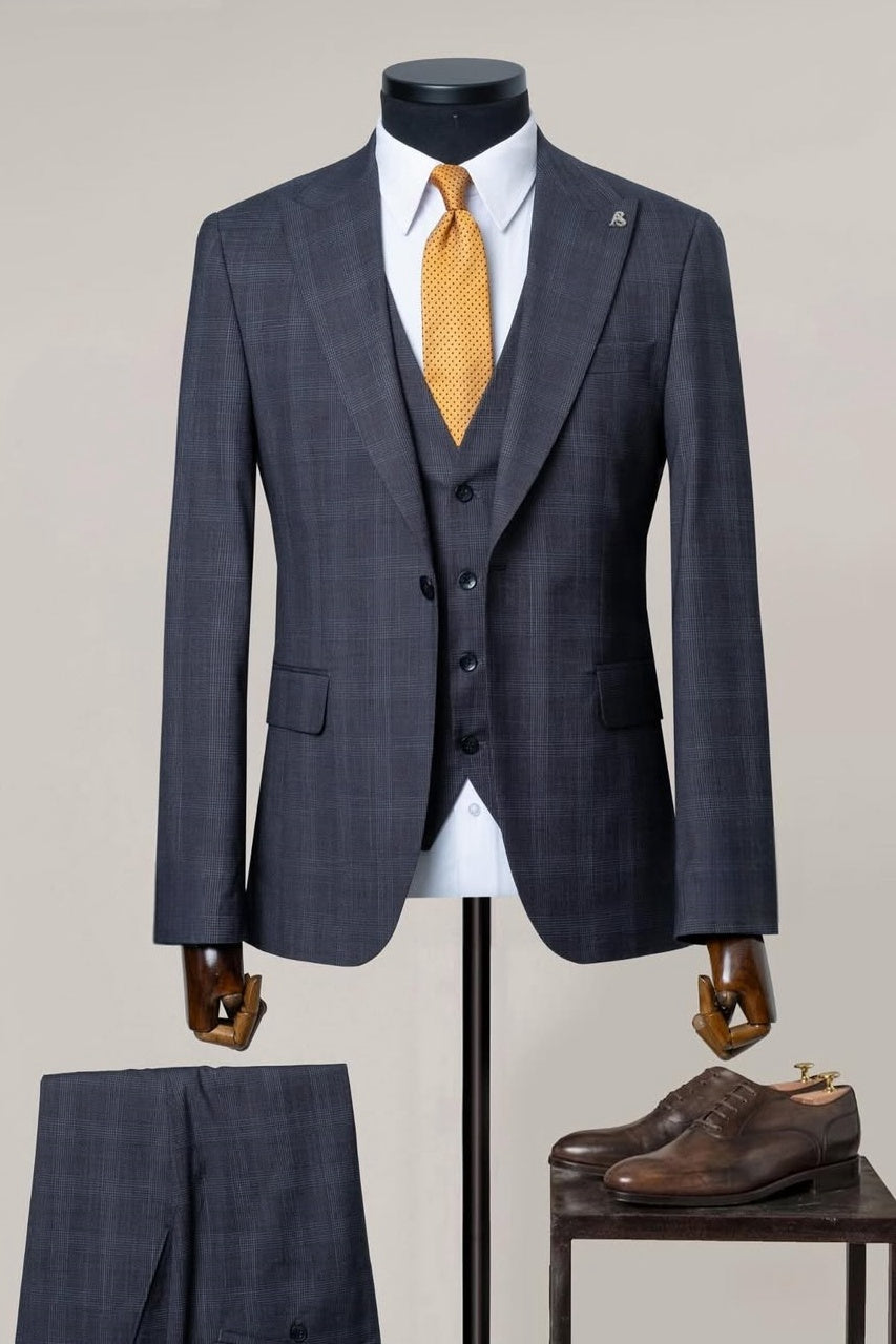 Traditional Plaid 3 Piece Men's Business Suit with Waistcoat