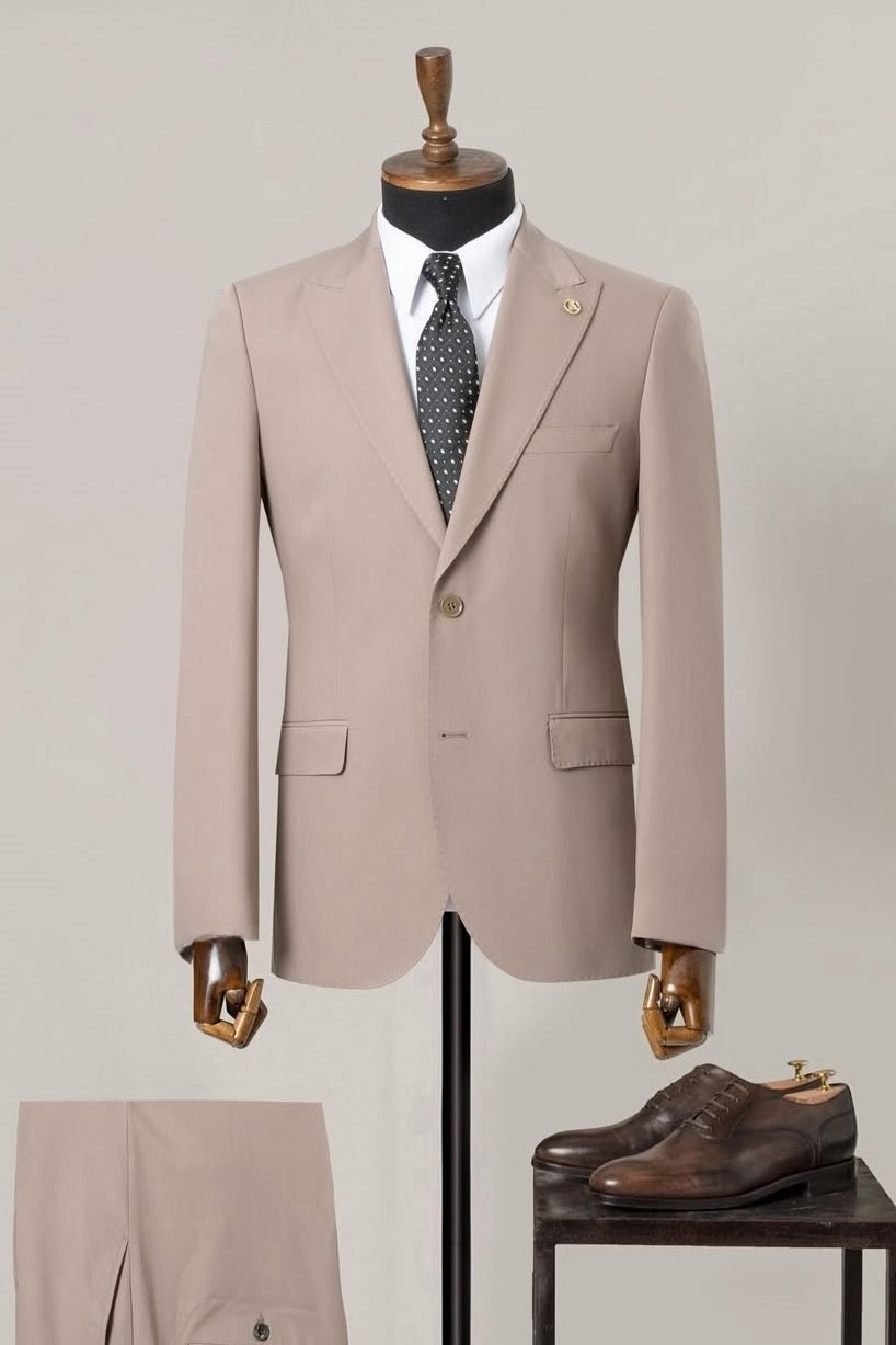 Simple Nude Pink Two Buttons Peak Lapel Men's Business Suit