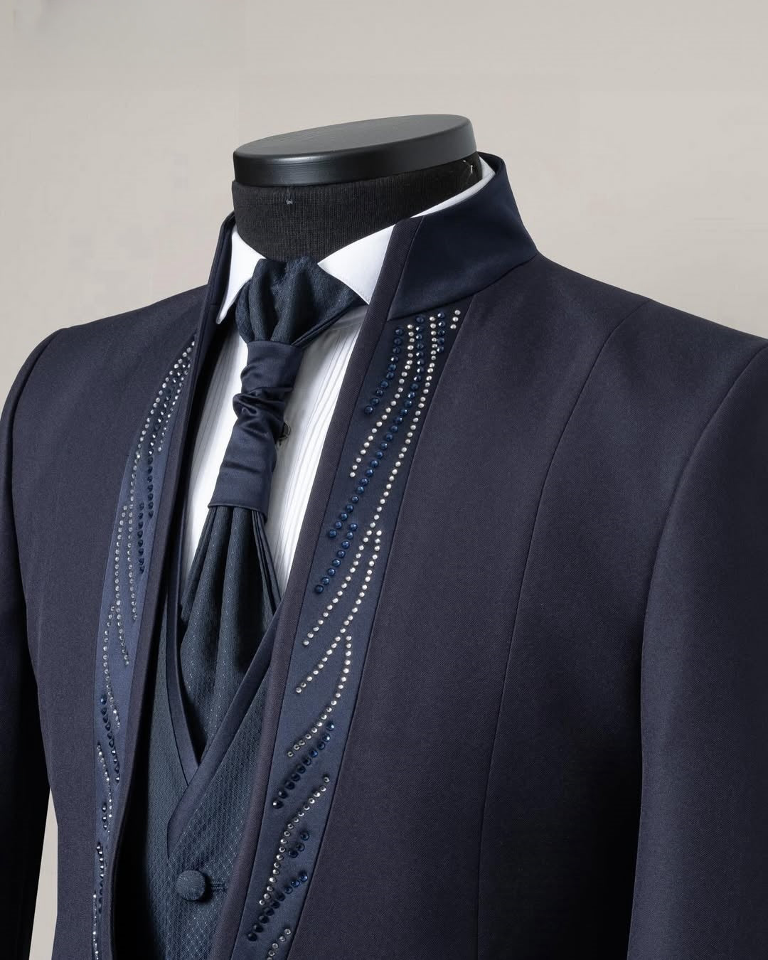 Beadings Stand-Collar 3 Piece Dark Navy Men's Wedding Suit