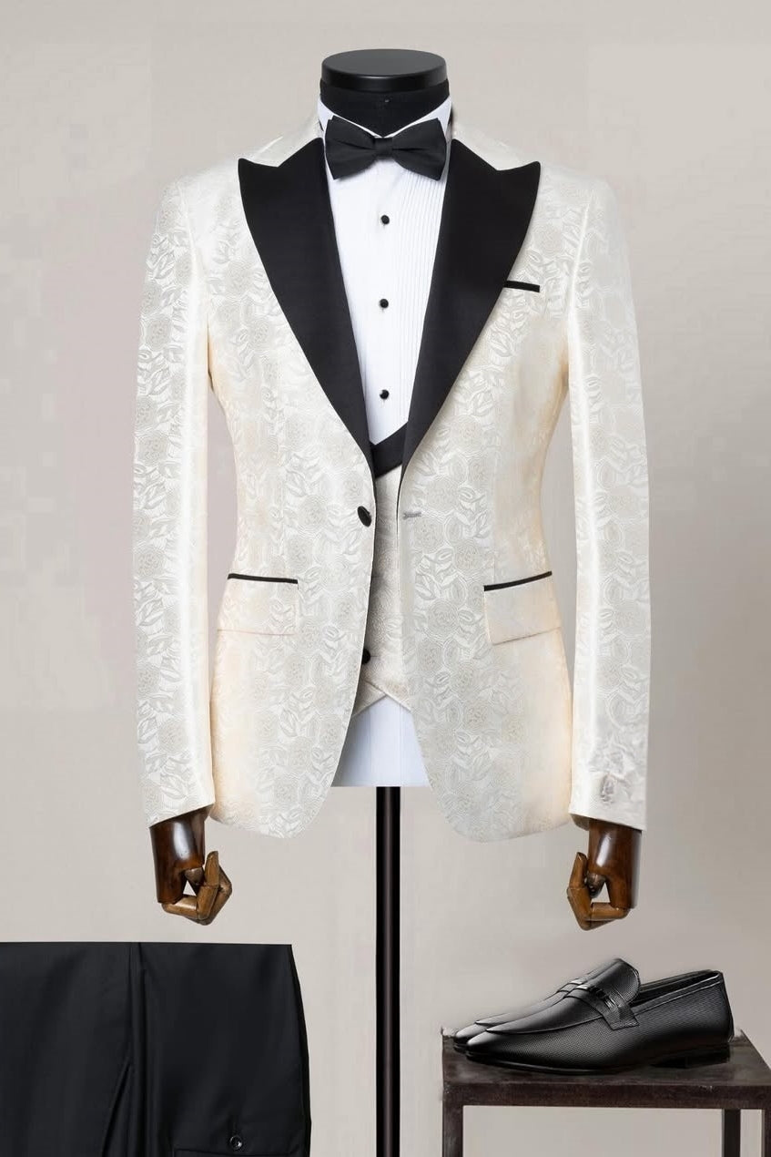 Fashion Ivory Peaked Lapel Jacquard Prom Suits with Vest