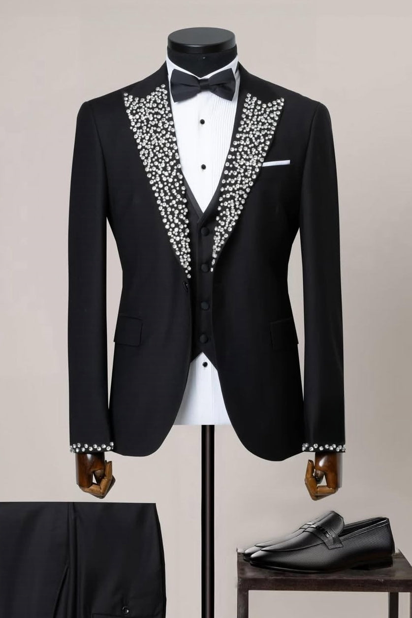 Modern Black Peaked Lapel 3 Piece Prom Men Suits with Beads