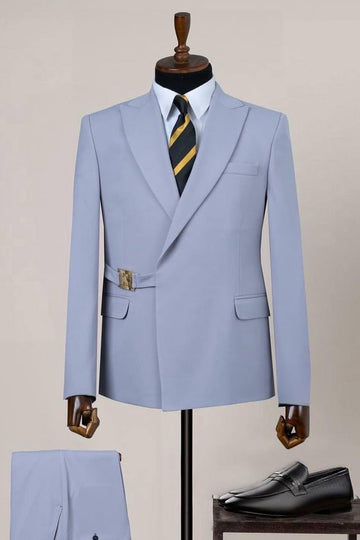 Chic Blue Peaked Lapel Prom Suit with Gold Buckle