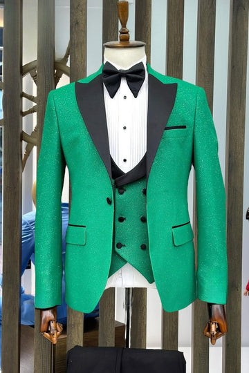 Fashion Green Three Pieces Prom Suits with Silk Lapel